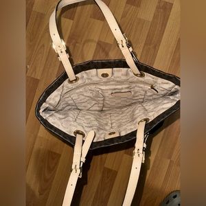 Poco uso - Michael Kors cartera